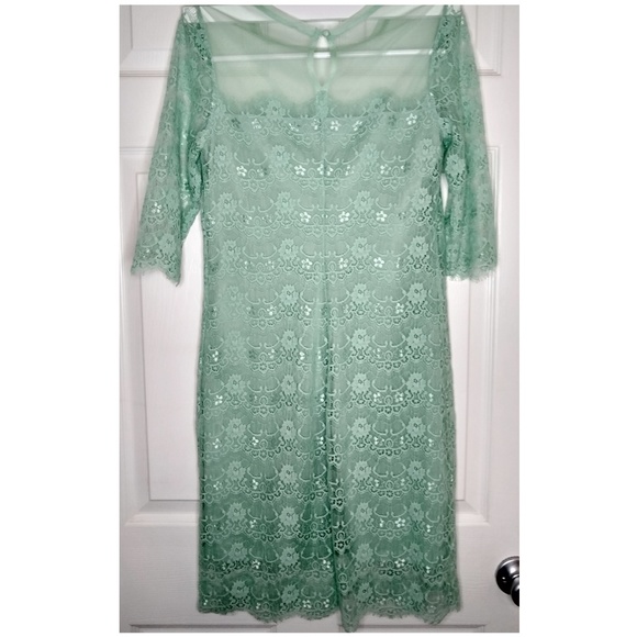 BCBG PARIS MINT GREEN LACE LILLIAN DRESS SIZE 6 - Picture 5 of 8